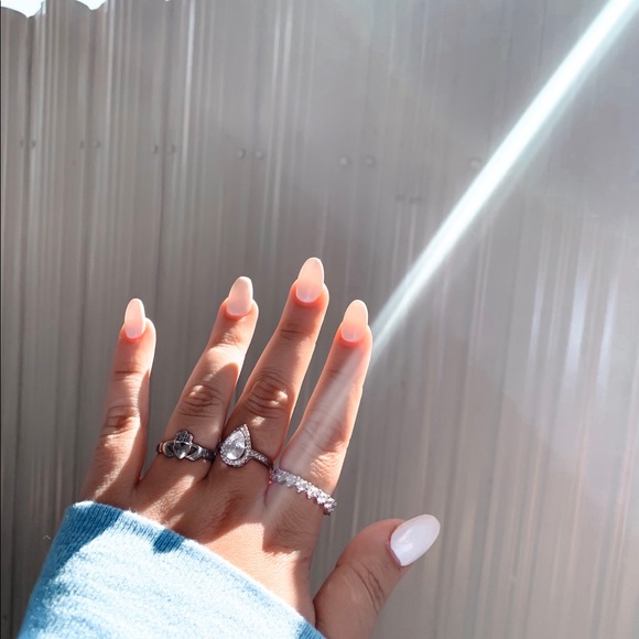 HEARTS RING - Picture 2 of 2